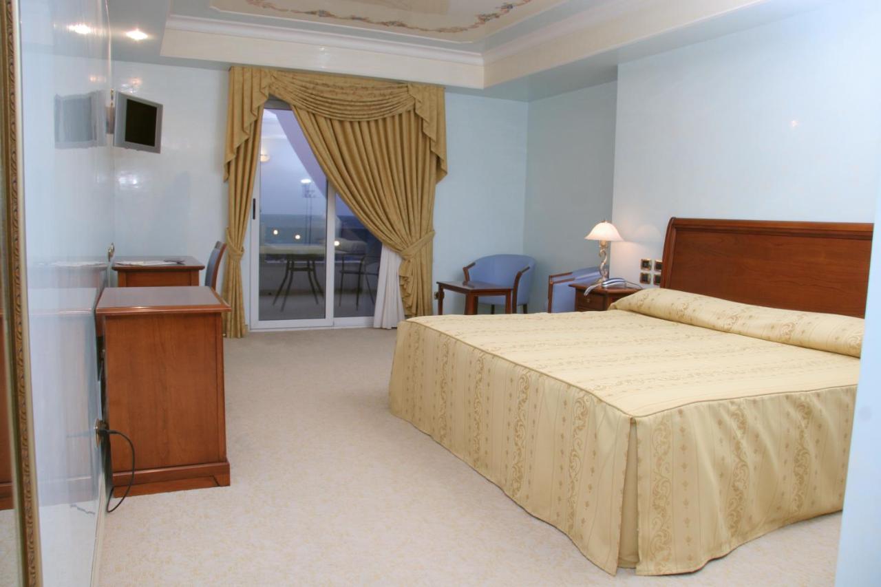 Gardenia Hotel Лаццаро Екстер'єр фото