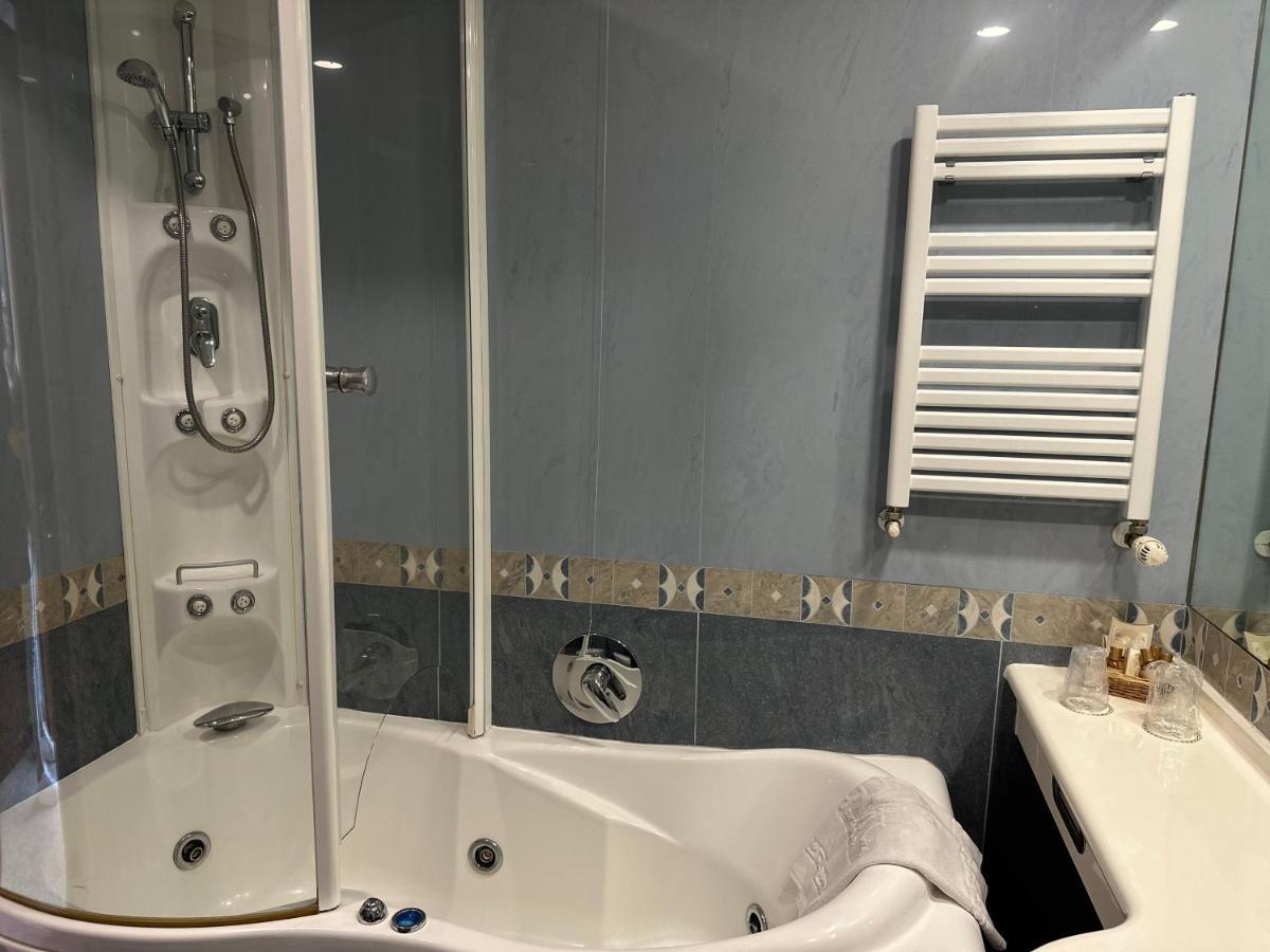 Gardenia Hotel Лаццаро Екстер'єр фото