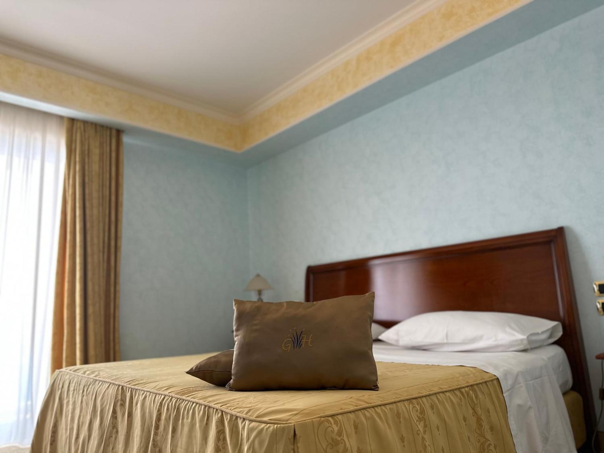 Gardenia Hotel Лаццаро Екстер'єр фото