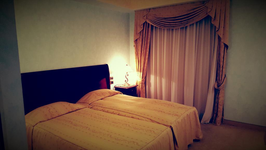 Gardenia Hotel Лаццаро Екстер'єр фото